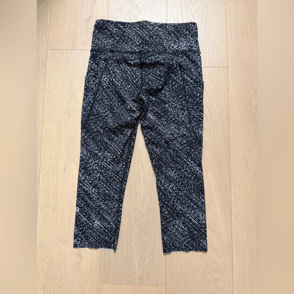 LULULEMON Fast and Free High-Rise Crop 23